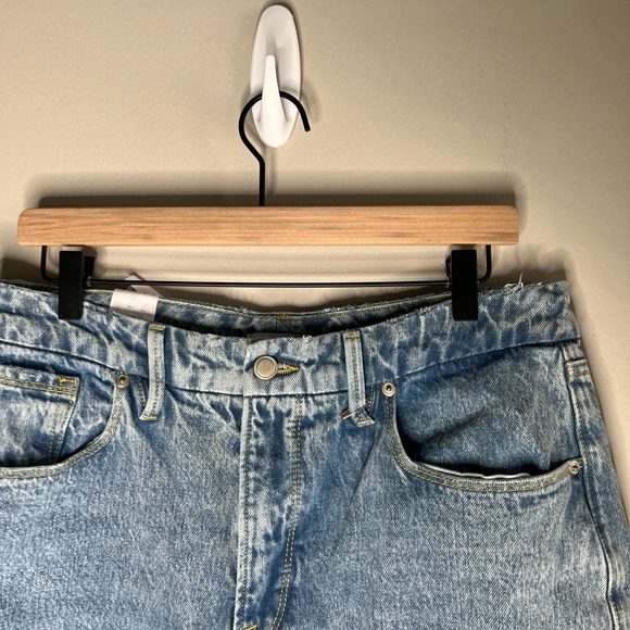 Good American Good Icon Jeans - Picture 5 of 10